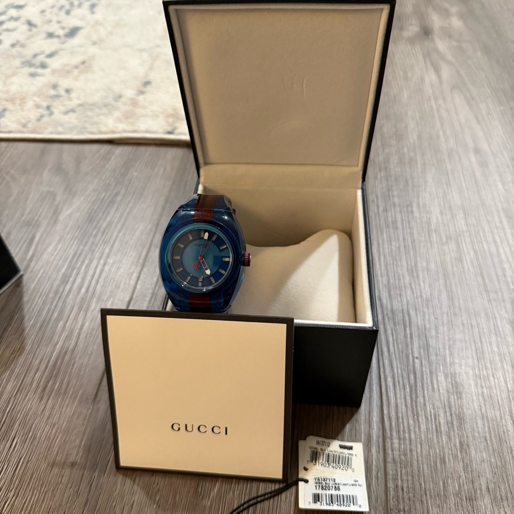 Gucci Unisex Sync Watch